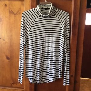 Old navy turtleneck